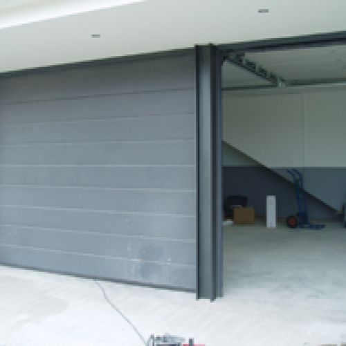 Puertas garaje de aluminio Barcelona