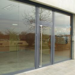 ventana vivienda barcelona
