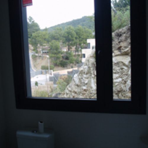 ventana vivienda barcelona