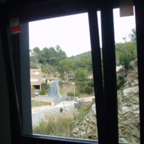 ventana vivienda barcelona