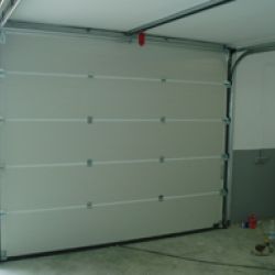 Puertas garaje de aluminio Barcelona