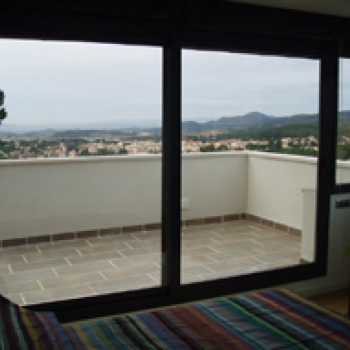 ventana vivienda barcelona