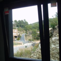 ventana vivienda barcelona