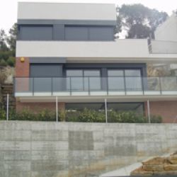 ventana vivienda barcelona